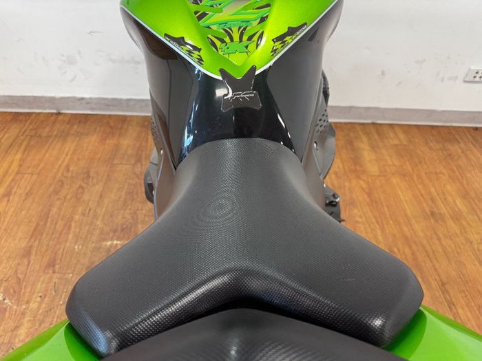 2009 Kawasaki Z750 GREEN