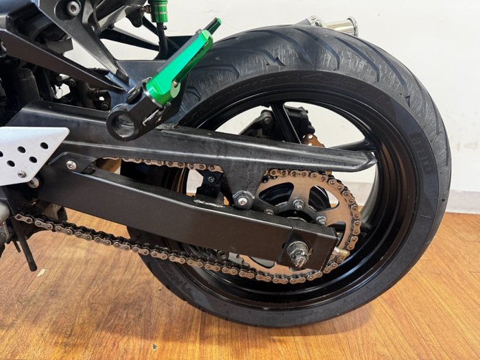 2009 Kawasaki Z750 GREEN