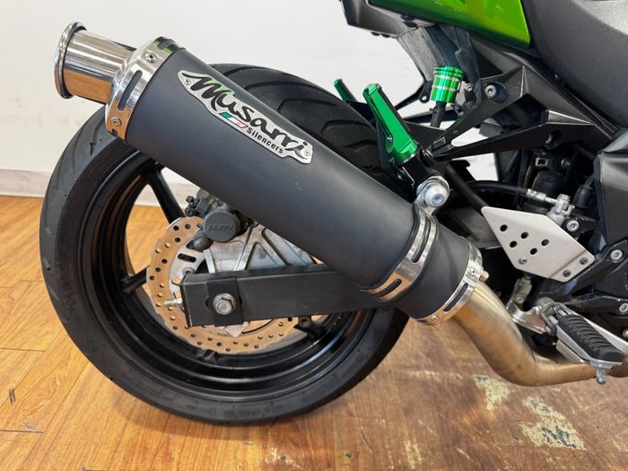 2009 Kawasaki Z750 GREEN