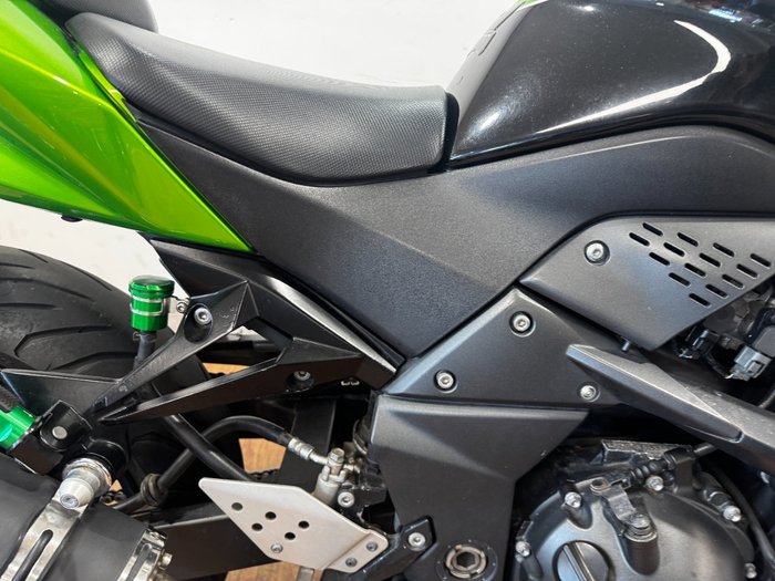 2009 Kawasaki Z750 GREEN