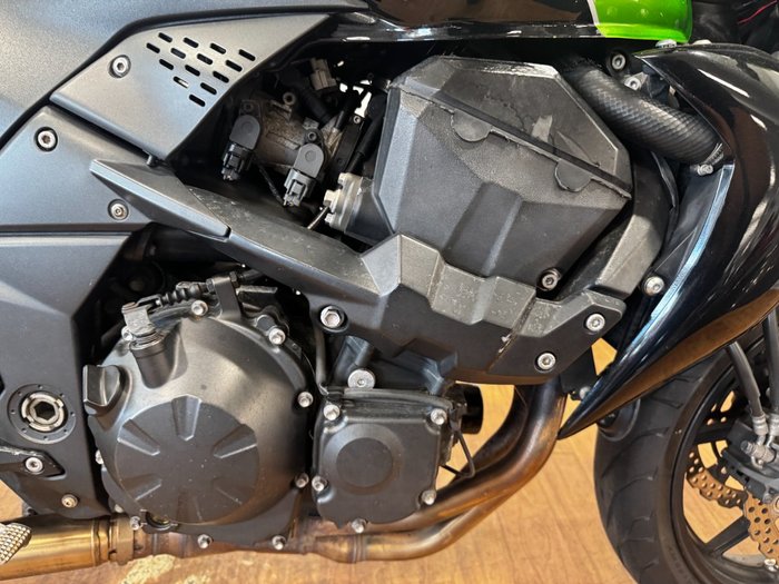 2009 Kawasaki Z750 GREEN