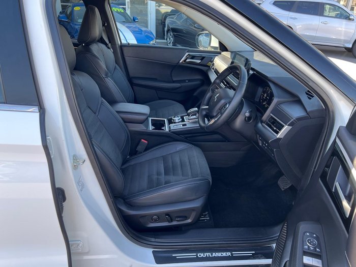 2023 Mitsubishi Outlander PHEV Aspire