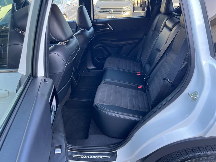 2023 Mitsubishi Outlander PHEV Aspire