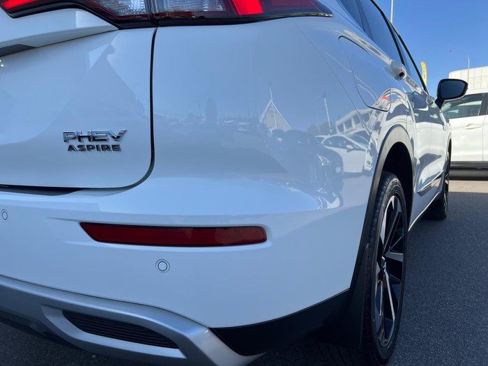 2023 Mitsubishi Outlander PHEV Aspire