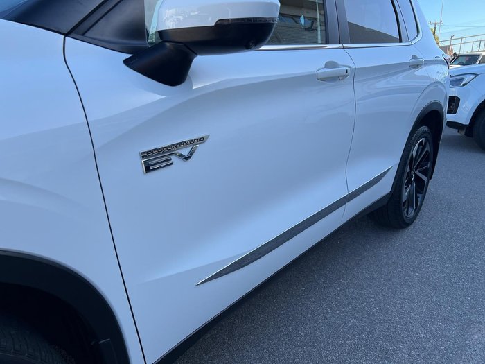 2023 Mitsubishi Outlander PHEV Aspire