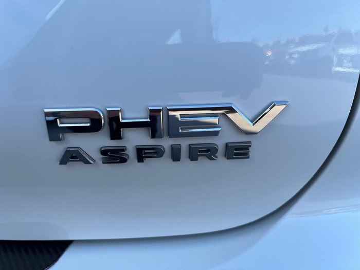 2023 Mitsubishi Outlander PHEV Aspire