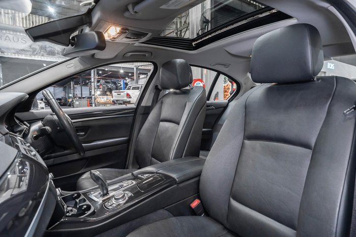 2012 BMW 5 Series 520d