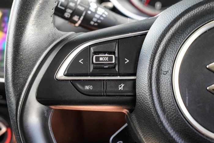 2017 Suzuki Swift GL Navigator