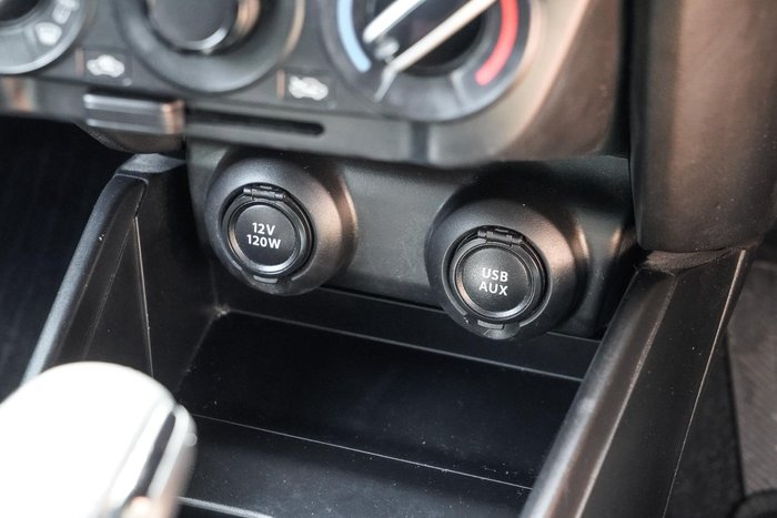 2017 Suzuki Swift GL Navigator