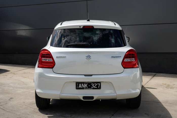 2017 Suzuki Swift GL Navigator