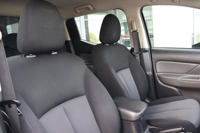 2017 Mitsubishi Triton GLX+