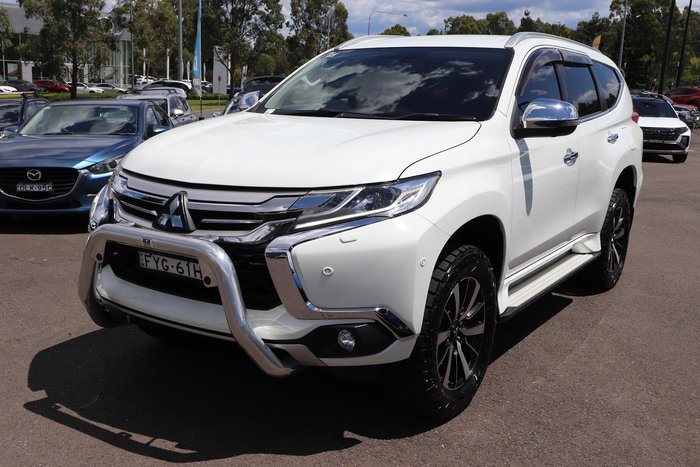 2017 Mitsubishi Pajero Sport Exceed