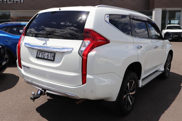 2017 Mitsubishi Pajero Sport Exceed