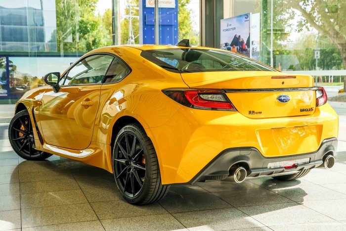 2025 Subaru BRZ tS Kiiro