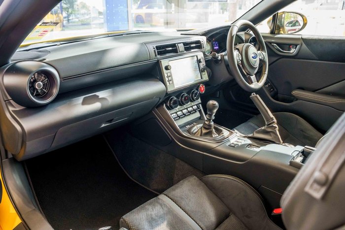 2025 Subaru BRZ tS Kiiro