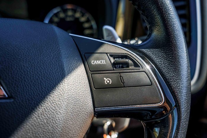 2016 Mitsubishi Outlander XLS