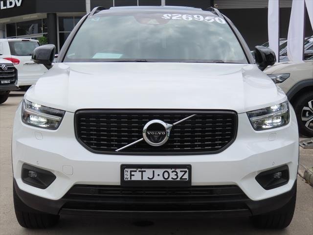 2018 Volvo XC40 T5 R-Design