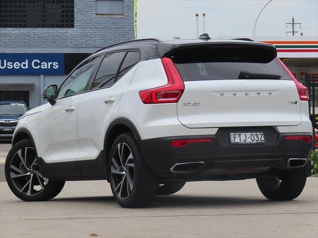 2018 Volvo XC40 T5 R-Design