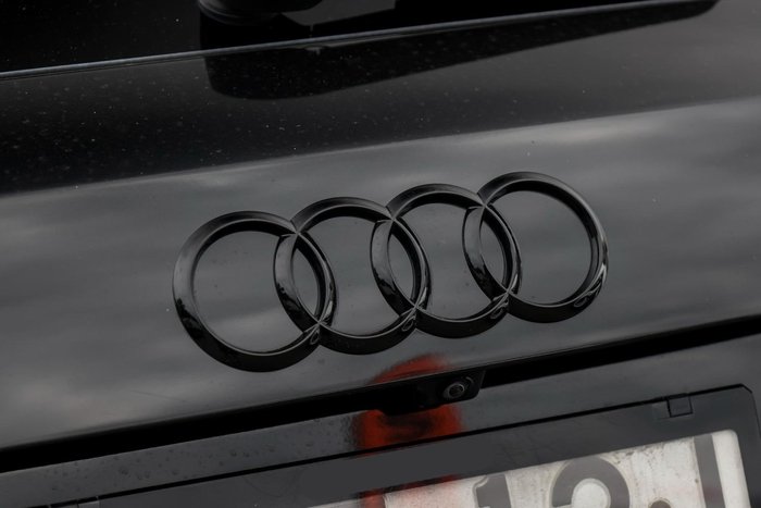 2020 Audi Q3 40 TFSI S line