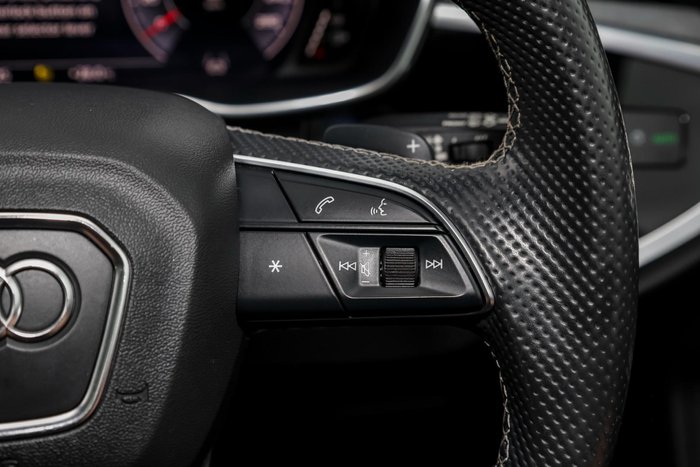 2020 Audi Q3 40 TFSI S line