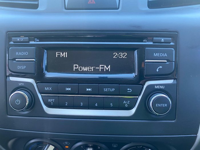 2019 Nissan Navara RX