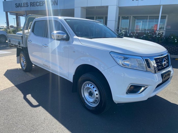 2019 Nissan Navara RX