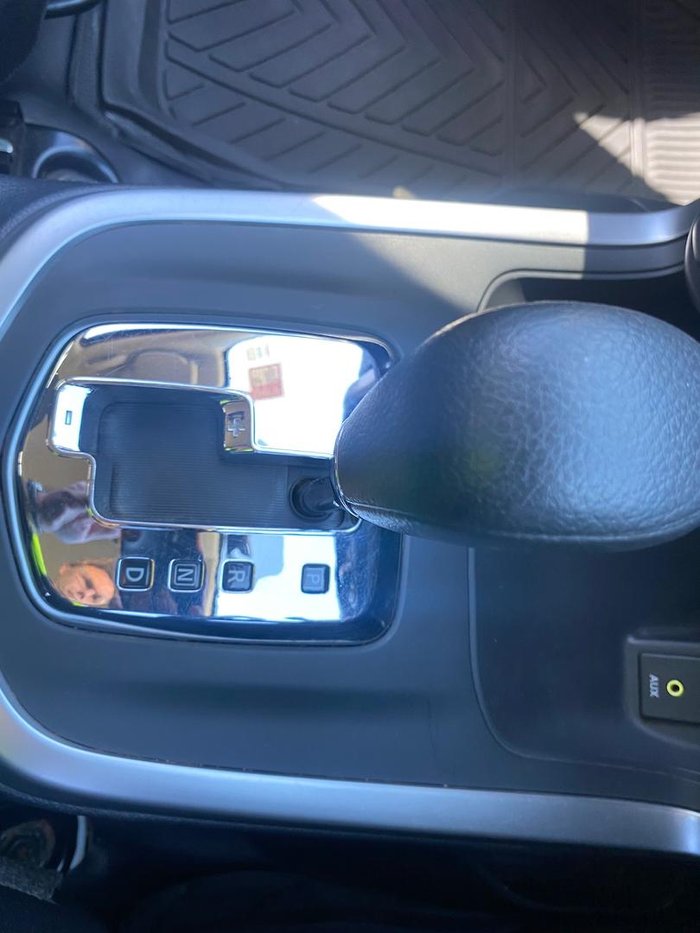 2019 Nissan Navara RX