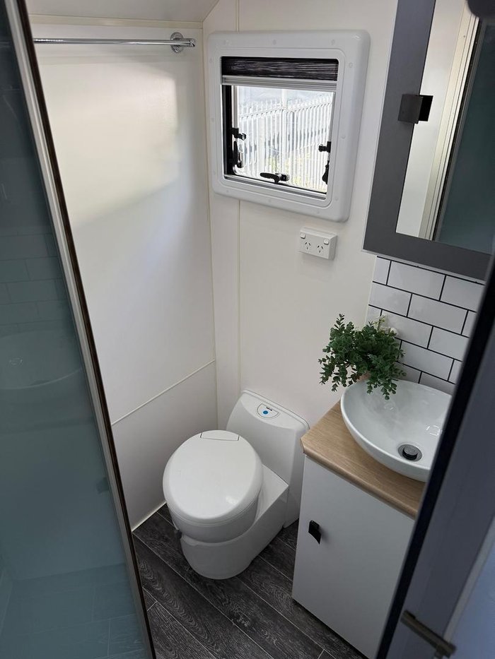 2019 Wonderland RV Xtr Family