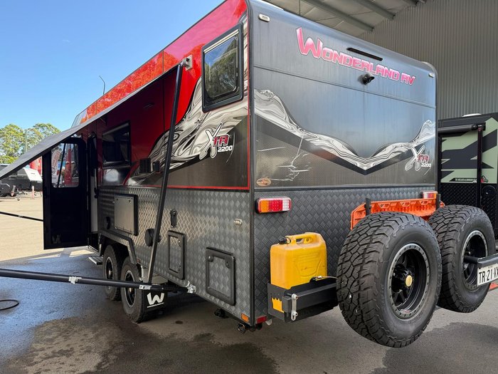 2019 Wonderland RV Xtr Family