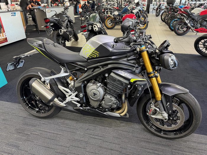 2025 Triumph Speed Triple RS 1200 Speed Triple Silver