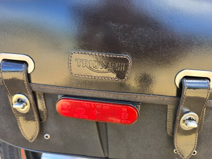 2017 Triumph STREET TWIN silver