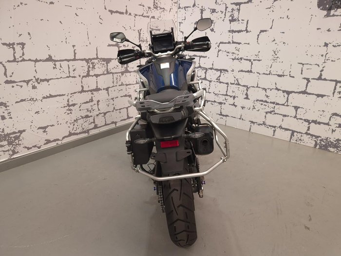 2022 CFMOTO 800MT Touring MT Blue