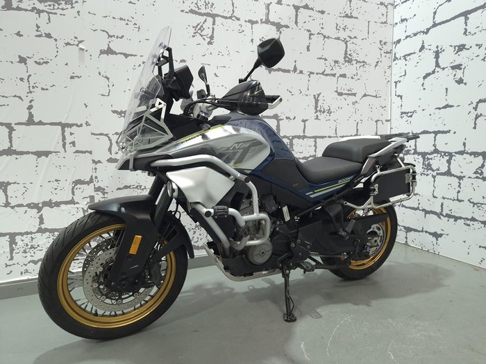 2022 CFMOTO 800MT Touring MT Blue