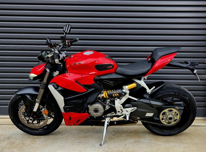 2023 Ducati Streetfighter V2 Streetfighter Red