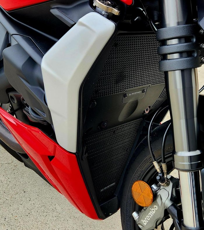 2023 Ducati Streetfighter V2 Streetfighter Red