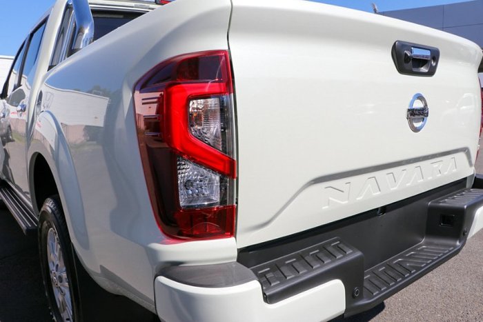 2025 Nissan Navara ST DUAL CAB