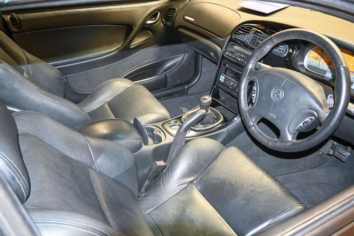 2002 Holden Monaro CV8