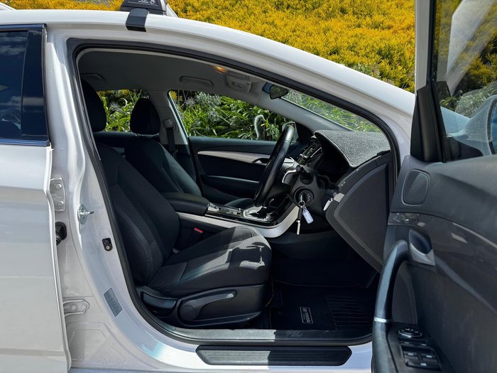 2014 Hyundai i40 Active VF2 Creamy White