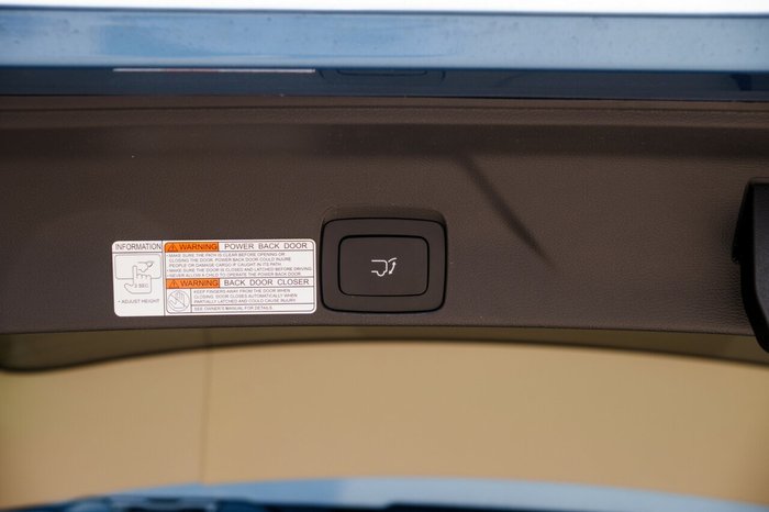 2023 LDV D90 Executive