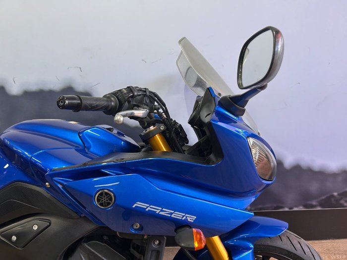 2011 Yamaha FZ8S BLUE