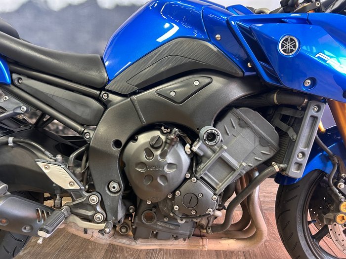 2011 Yamaha FZ8S BLUE