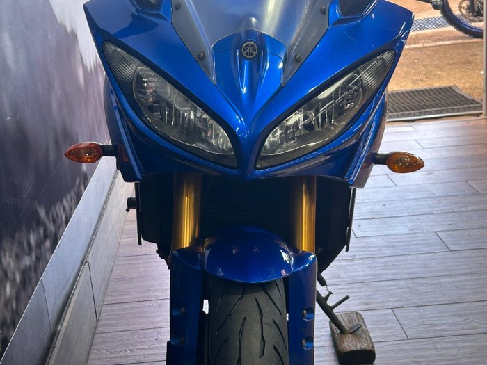 2011 Yamaha FZ8S BLUE