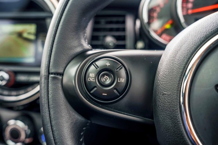 2017 MINI Hatch Cooper