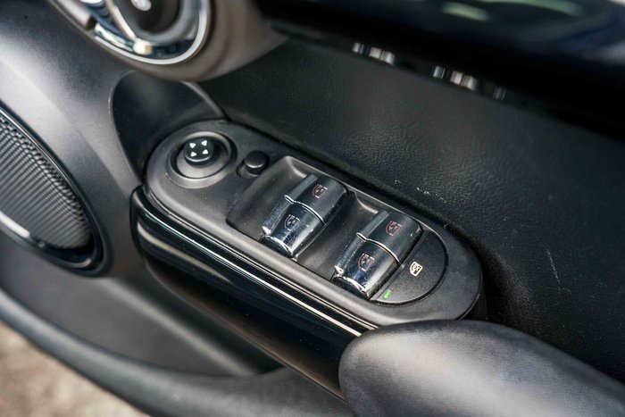 2017 MINI Hatch Cooper