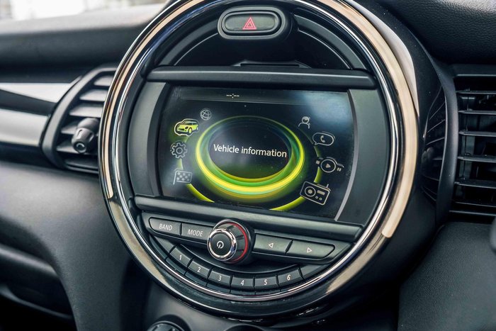 2017 MINI Hatch Cooper