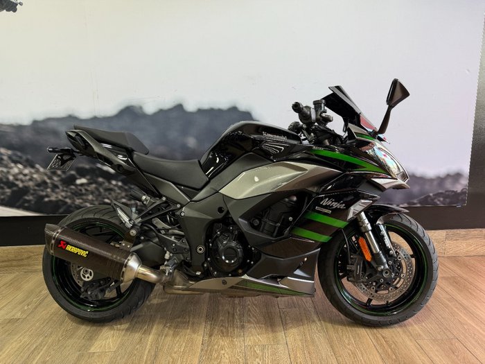 2020 Kawasaki NINJA 1000SX GREEN