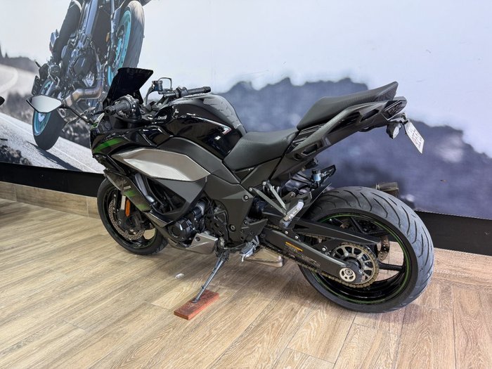 2020 Kawasaki NINJA 1000SX GREEN
