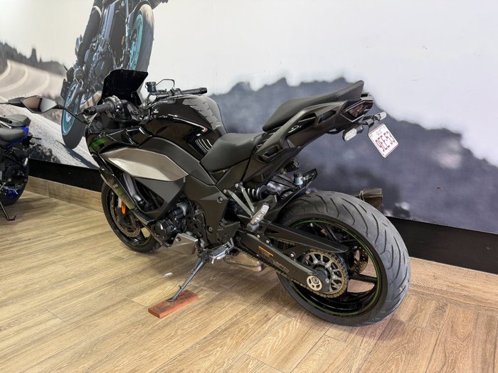 2020 Kawasaki NINJA 1000SX GREEN