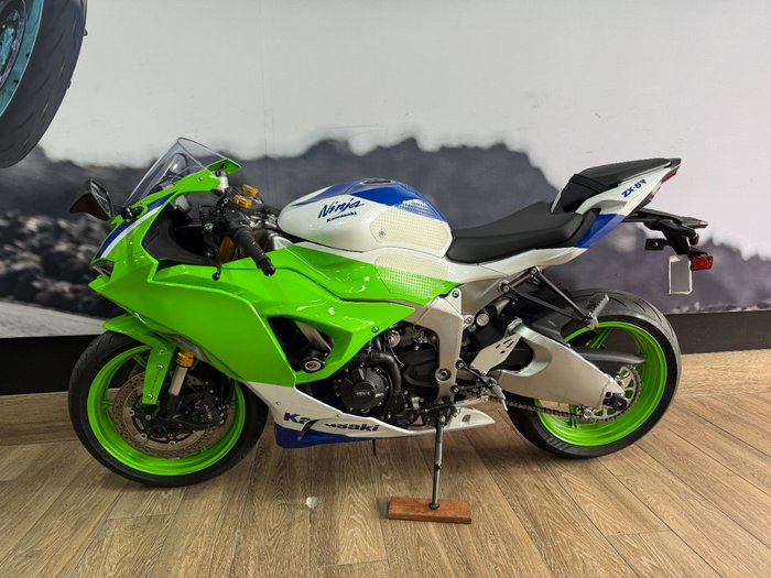 2024 Kawasaki 2024 Kawasaki 636CC NINJA ZX-6R 40th ANNIVERSARY EDITION GREEN