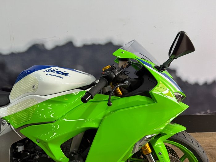 2024 Kawasaki 2024 Kawasaki 636CC NINJA ZX-6R 40th ANNIVERSARY EDITION GREEN